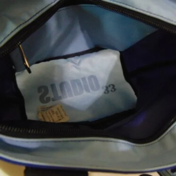Studio 33 Small Navy/Light Blue Nylon Tote - Picture 7 of 8